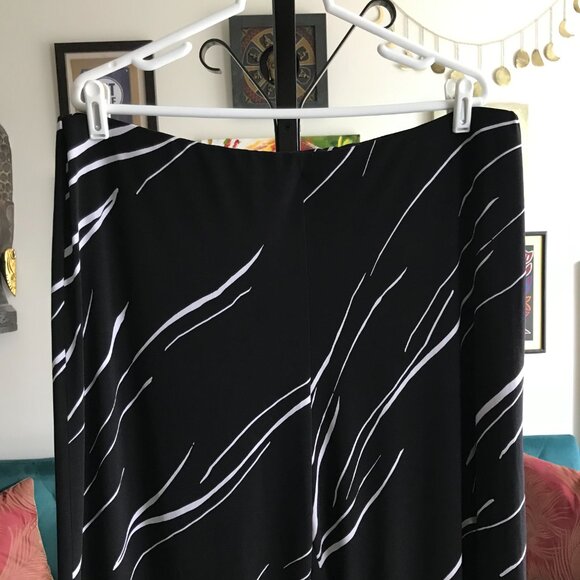 ALFANI size XL Black & White Print Stretch Jersey Pull-On Wide Leg Palazzo Pants - Picture 2 of 5